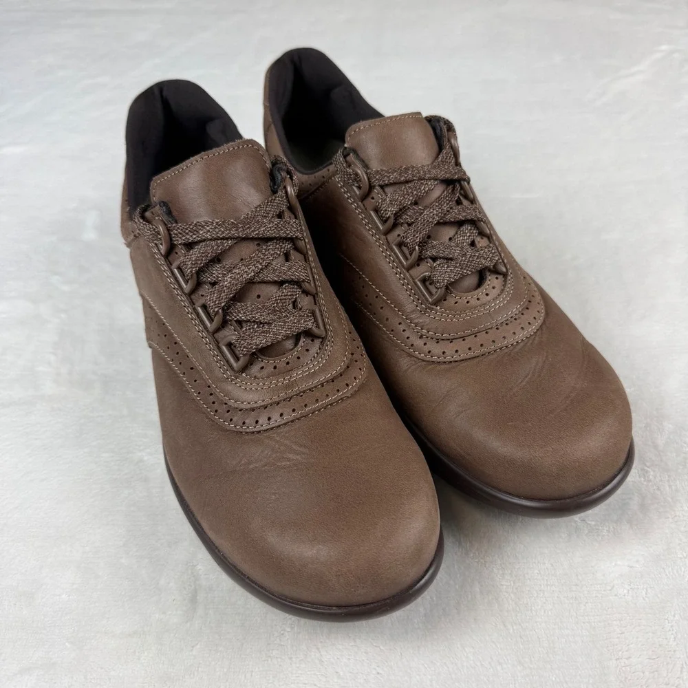 SAS Walk Easy Walking Shoes‎ Womens 10 N Brown Leather Lace Up Comfort Sneaker
